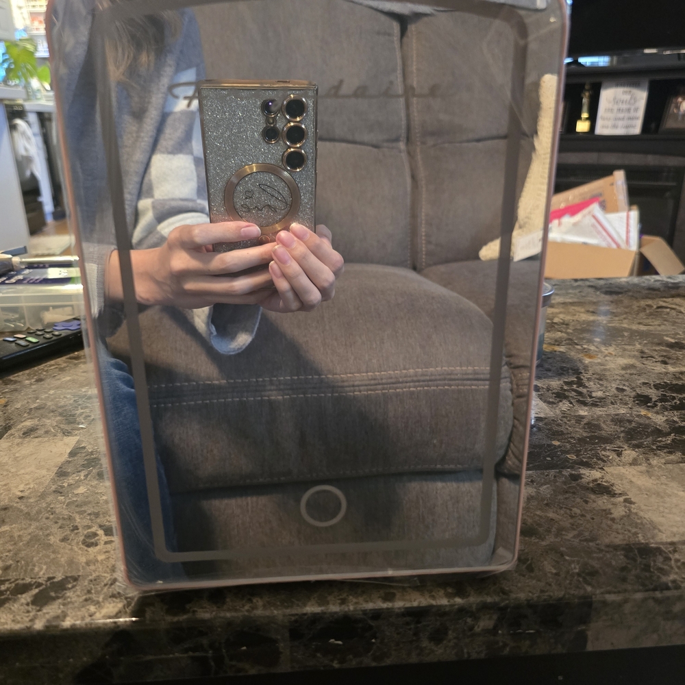 Touch Screen LED Makeup Mirror